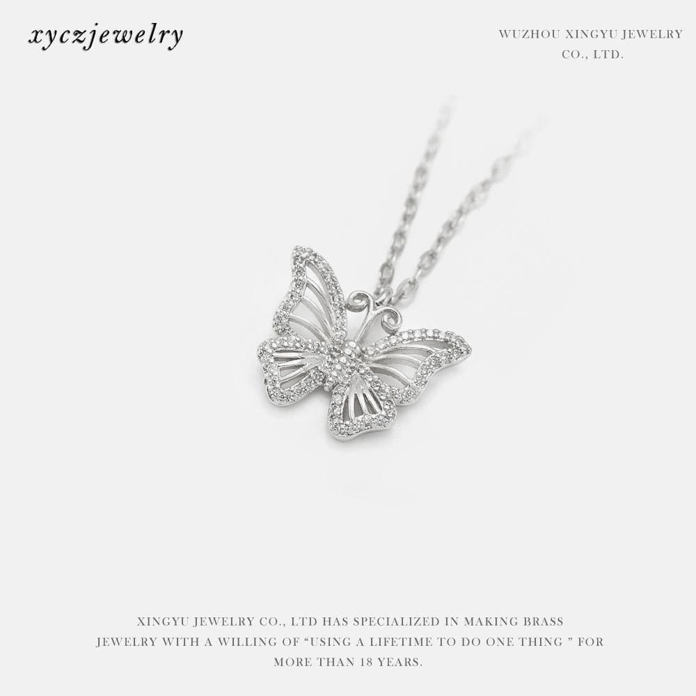 Colar com pingente de borboleta XYS100888
