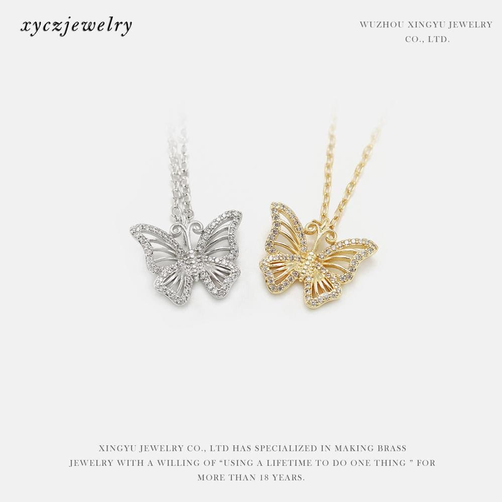 Colar com pingente de borboleta XYS100888