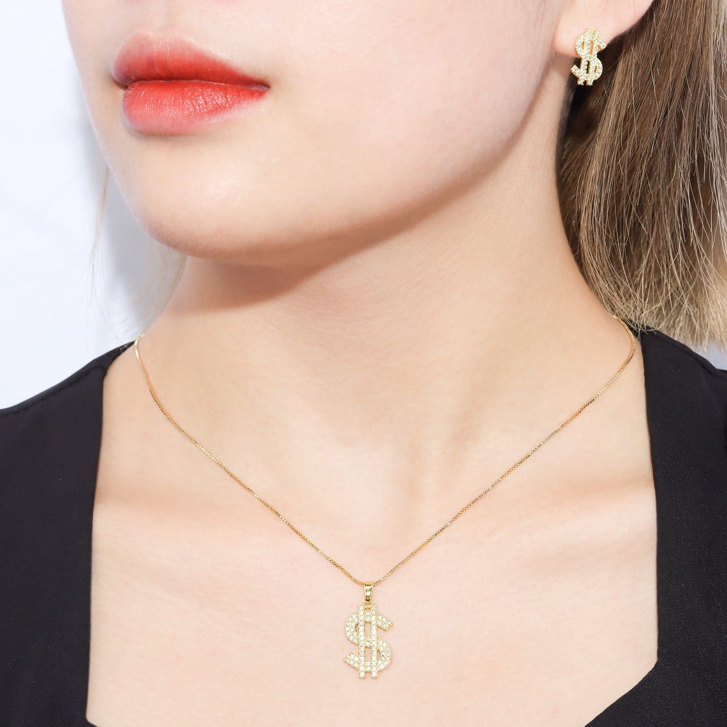 Brinco Cifrão XYS100974