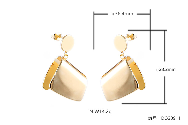 Brincos Estilo perfeito DCG0911