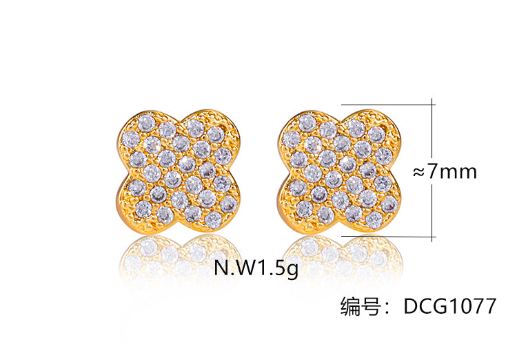 Brincos trevos luxo Cravejados  DCG1077
