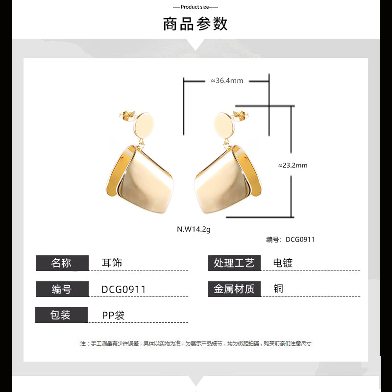 Brincos Estilo perfeito DCG0911