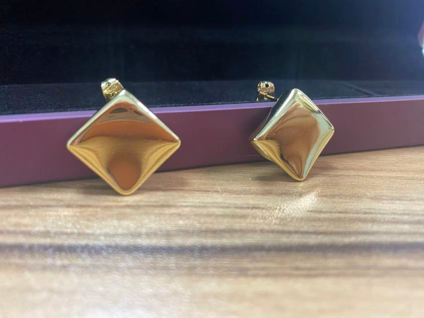 Brincos Quadrados Luxuosos DCG1277
