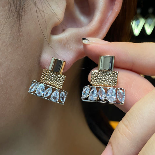 Brinco gotas de brilho XYE105474