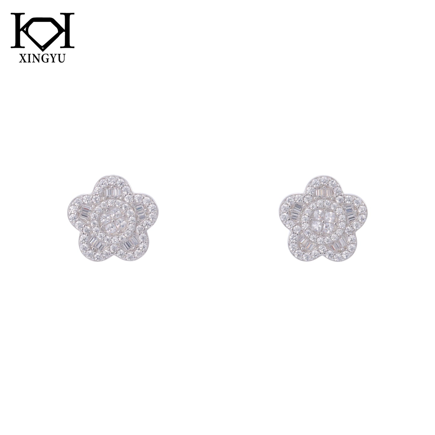 Brinco Flor Cravejada - Prata 925 DCG0340