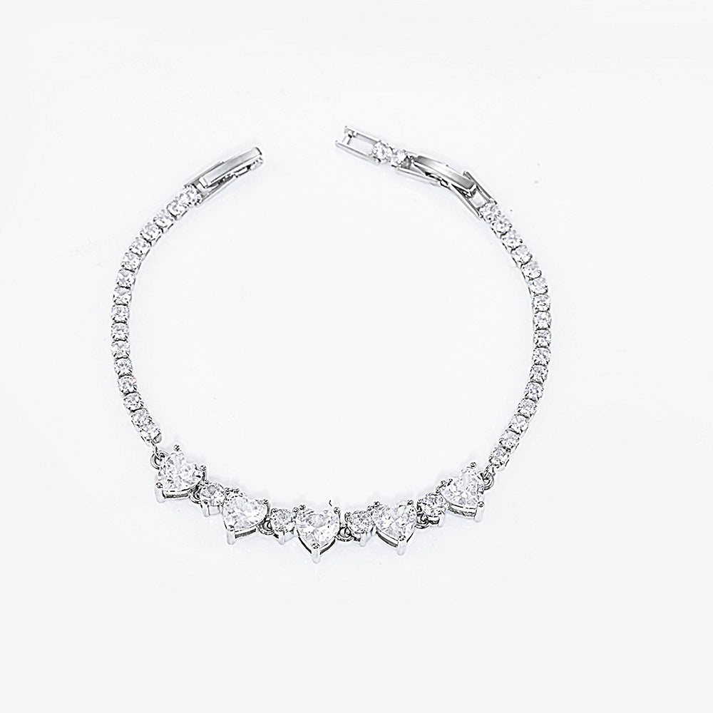 Pulseira coracoes cravejadas DCG0734