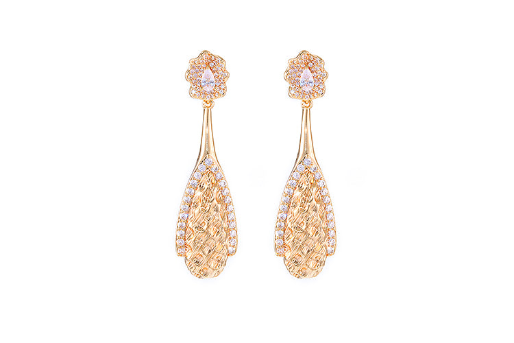 Brincos Gota e Elegancia XYE105633