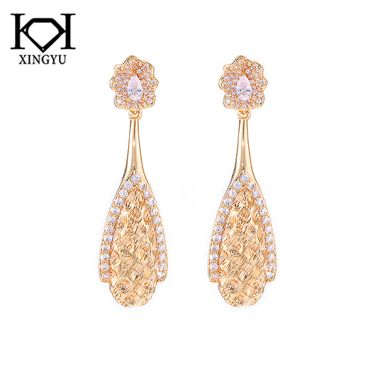 Brincos Gota e Elegancia XYE105633