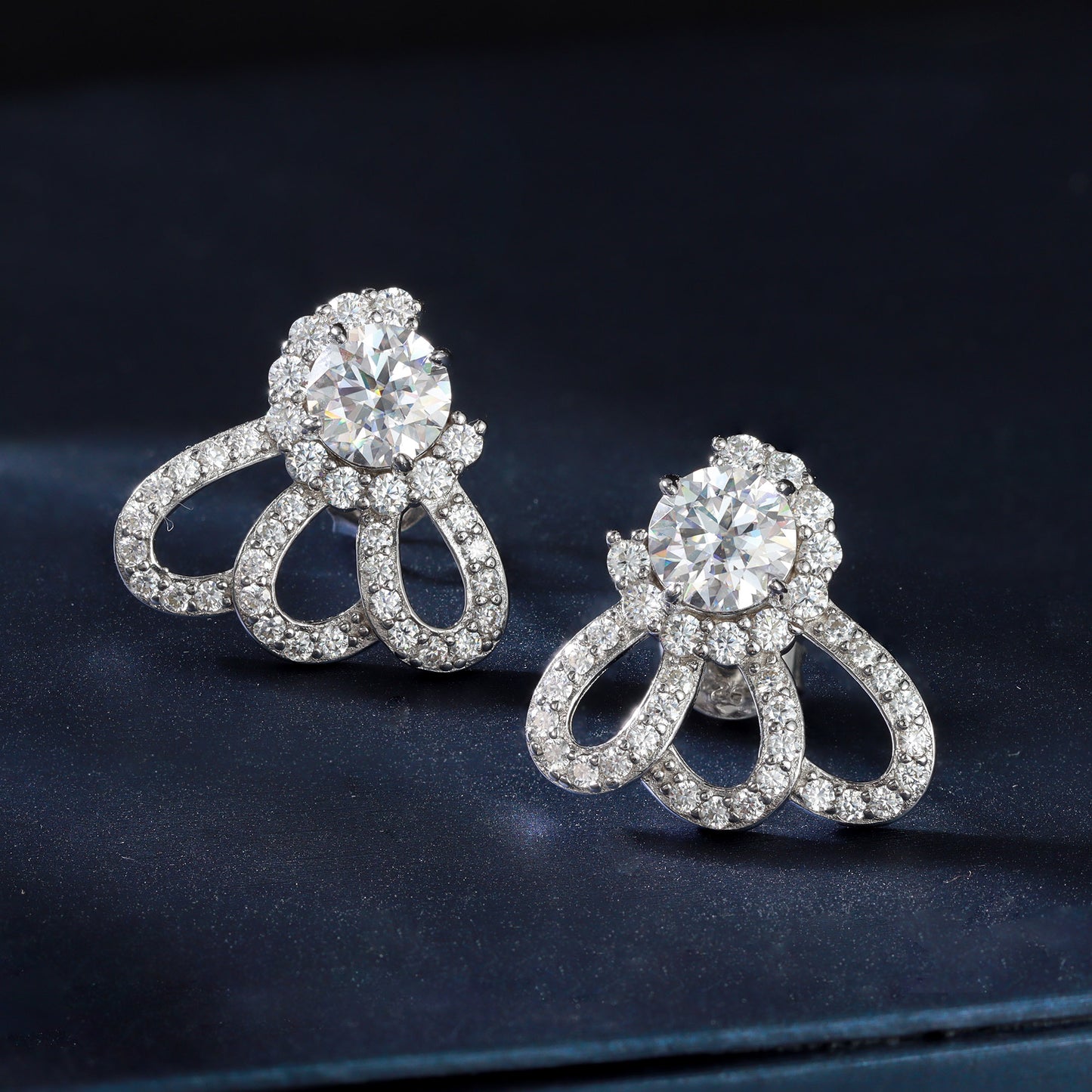 Brinco Arcos Brilhantes Moissanite XYE104885