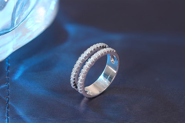 Anel Duplo Cravejado Prata 925 e Moissanite XYR101492