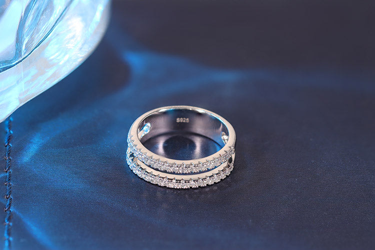 Anel Duplo Cravejado Prata 925 e Moissanite XYR101492