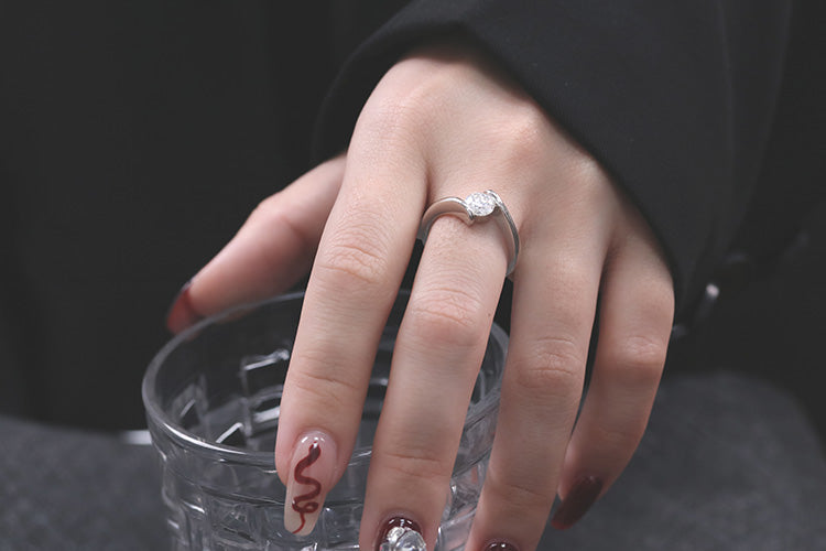 Anel Prata 925 e moissanite KRS09526
