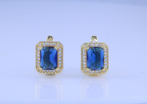 Brinco Quadrado Cravejado Azul DCG0844