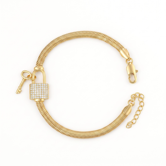 Pulseira Malha Pingente Cadeado e Chave DCG1828