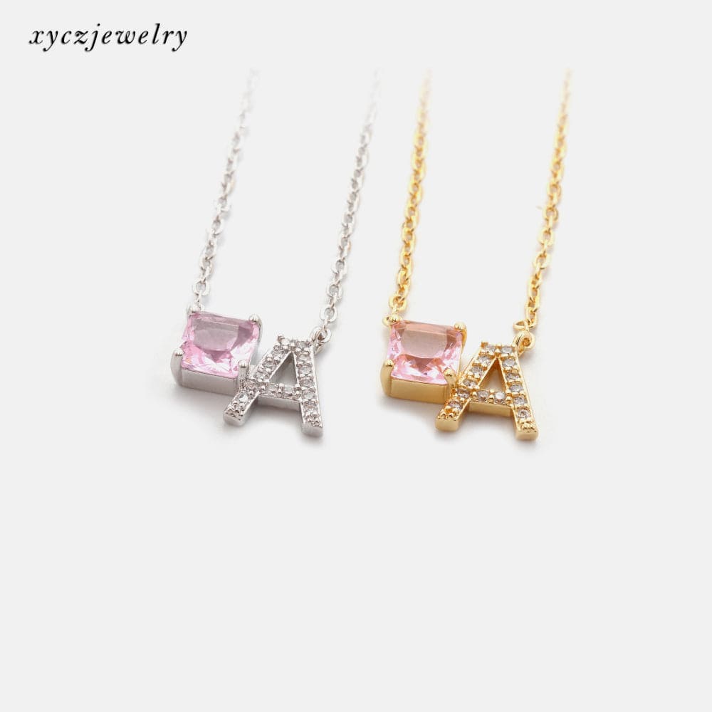 Colar letra cravejada e pedra XYN100551 项链