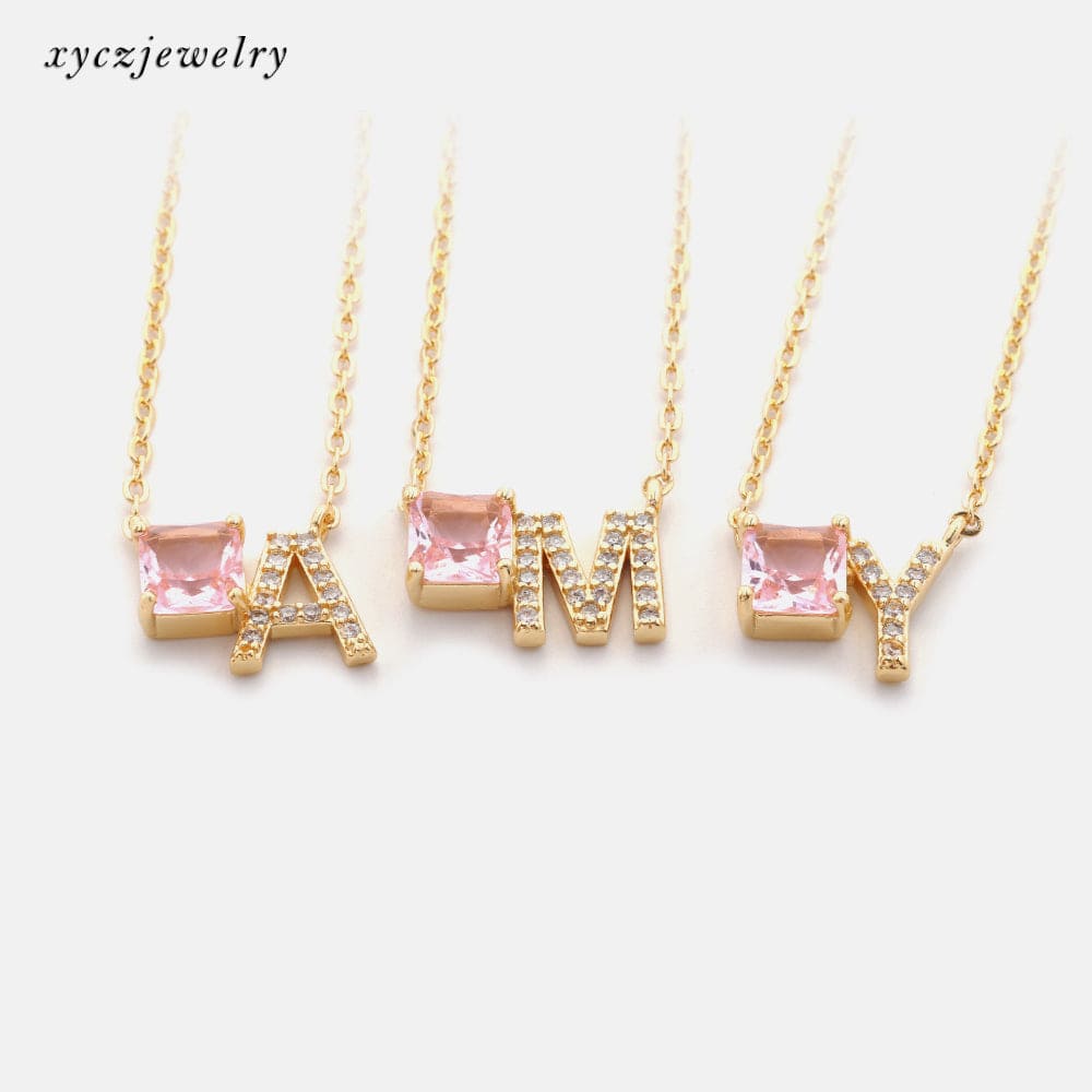 Colar letra cravejada e pedra XYN100551 项链