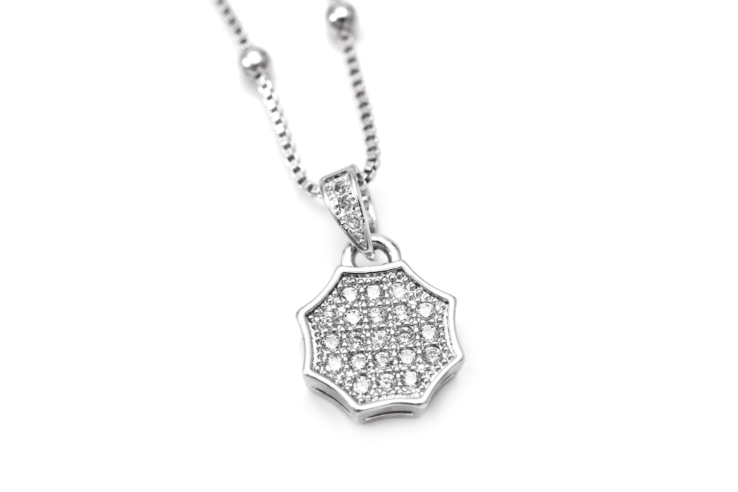 Colar Hexagonal Cravejado XYP100552