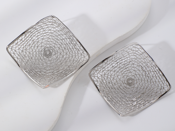 Brinco teia rodio EBG0035