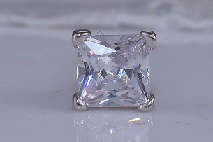 Brinco Ponto de luz quadrado Prata 925 ER-SQ4