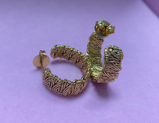 Brincos Argolas Perfeitas XYE106105