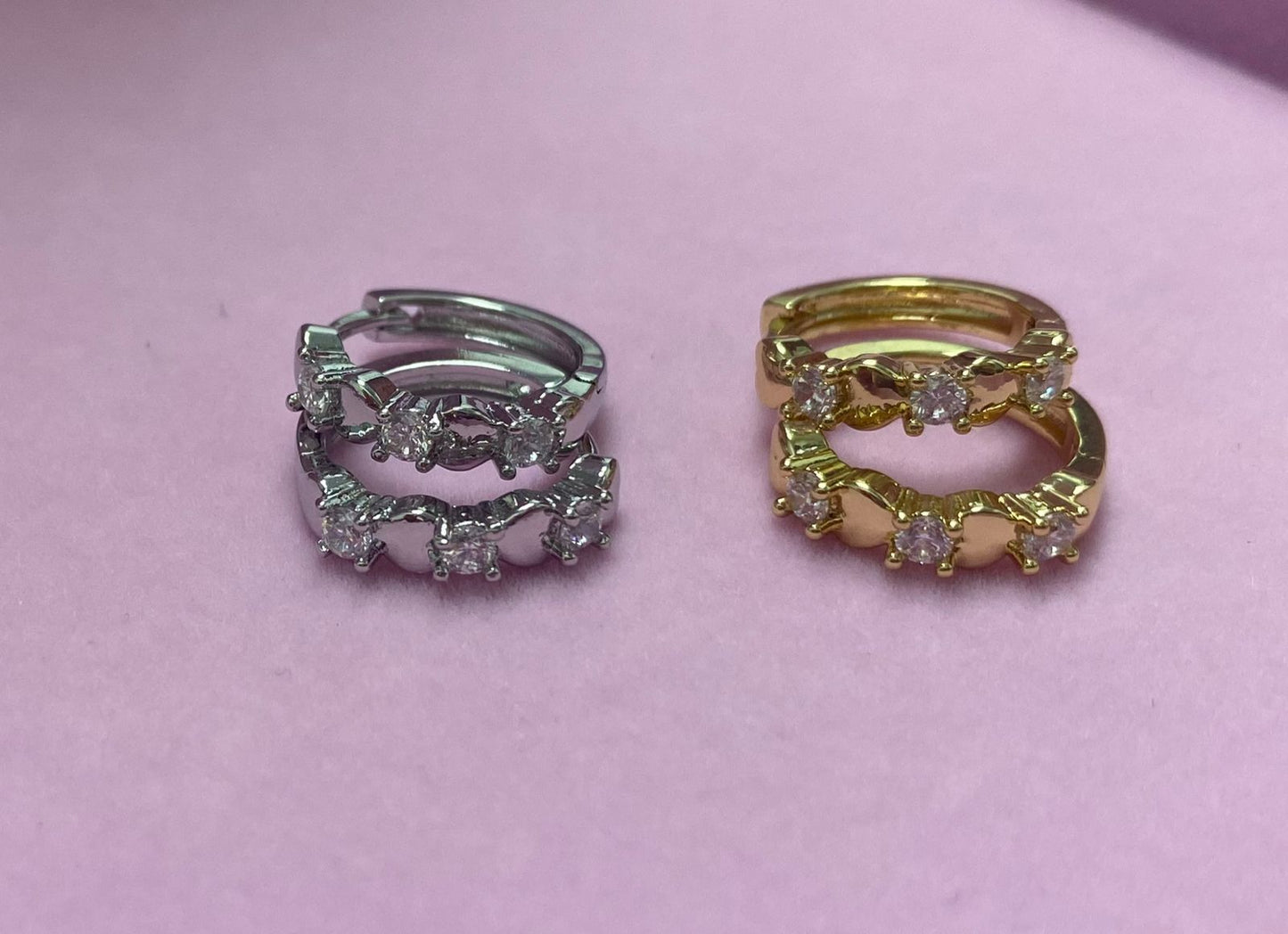 Brincos argolas Coracoes XYE102402