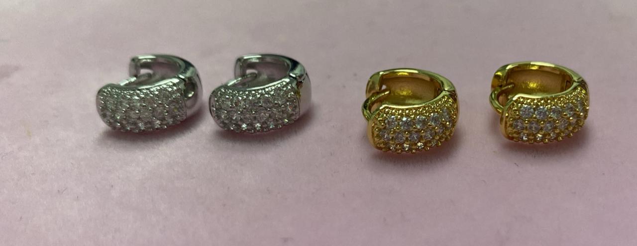 Brincos Encanto XYE102427-3