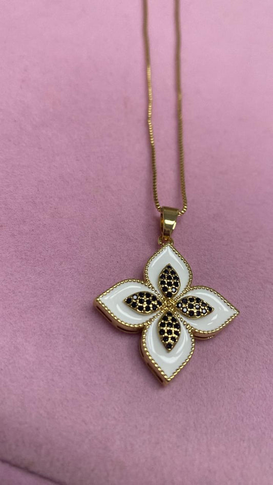 Colar Inspiracao trevo XYN101294