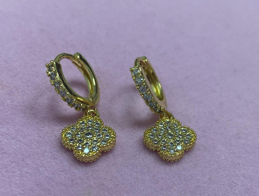 Brincos argolinha Trevos XYE105373