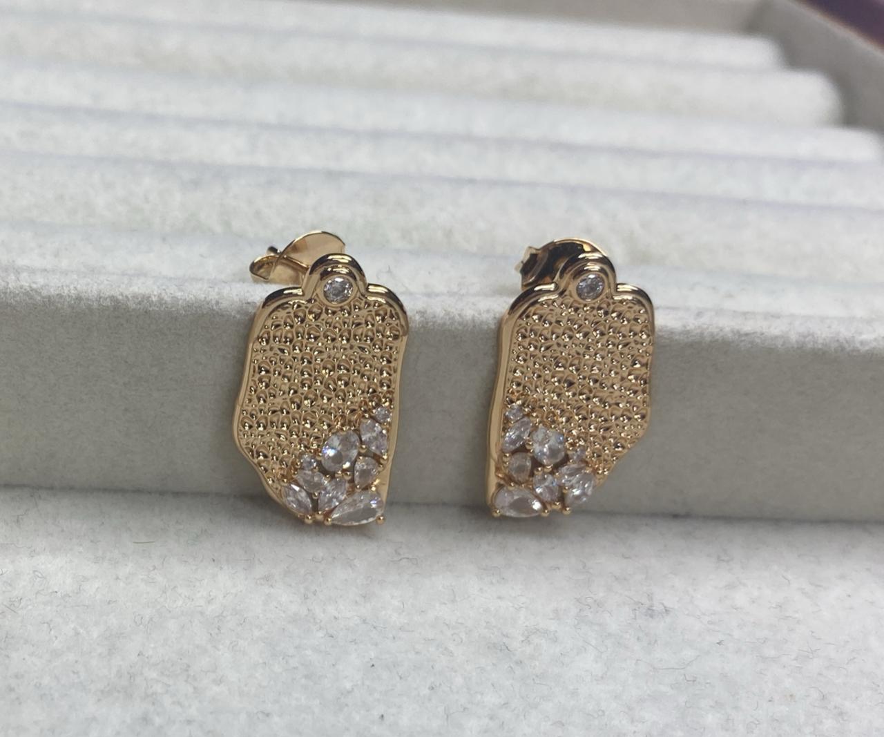 Brinco organico craveajdo XYE105605