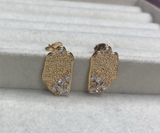 Brinco organico craveajdo XYE105605