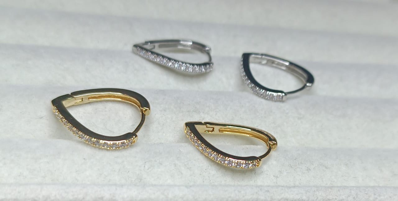 Brincos Coracoes M DCG0185