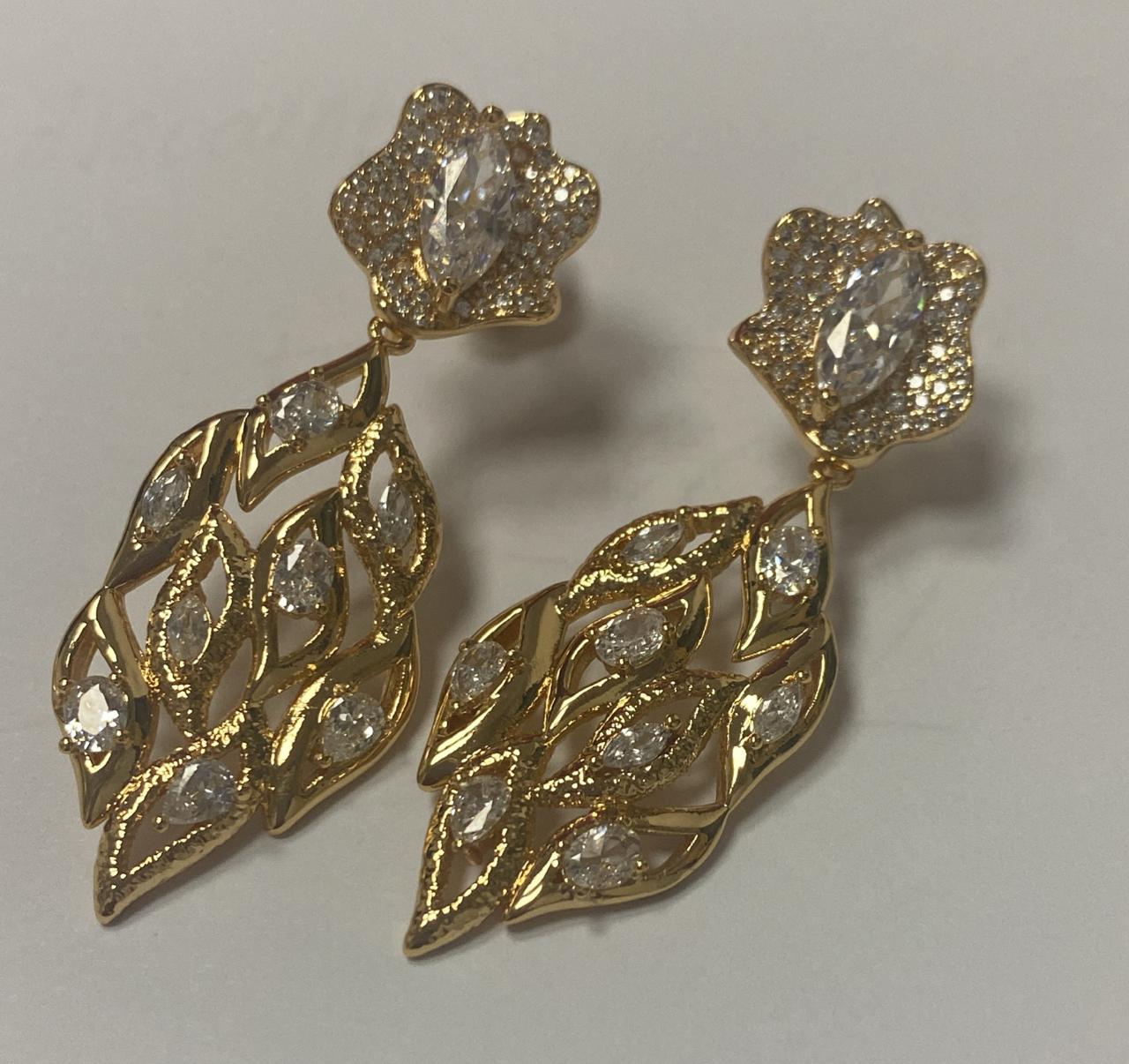 Brincos folhas Iluminadas XYE105568