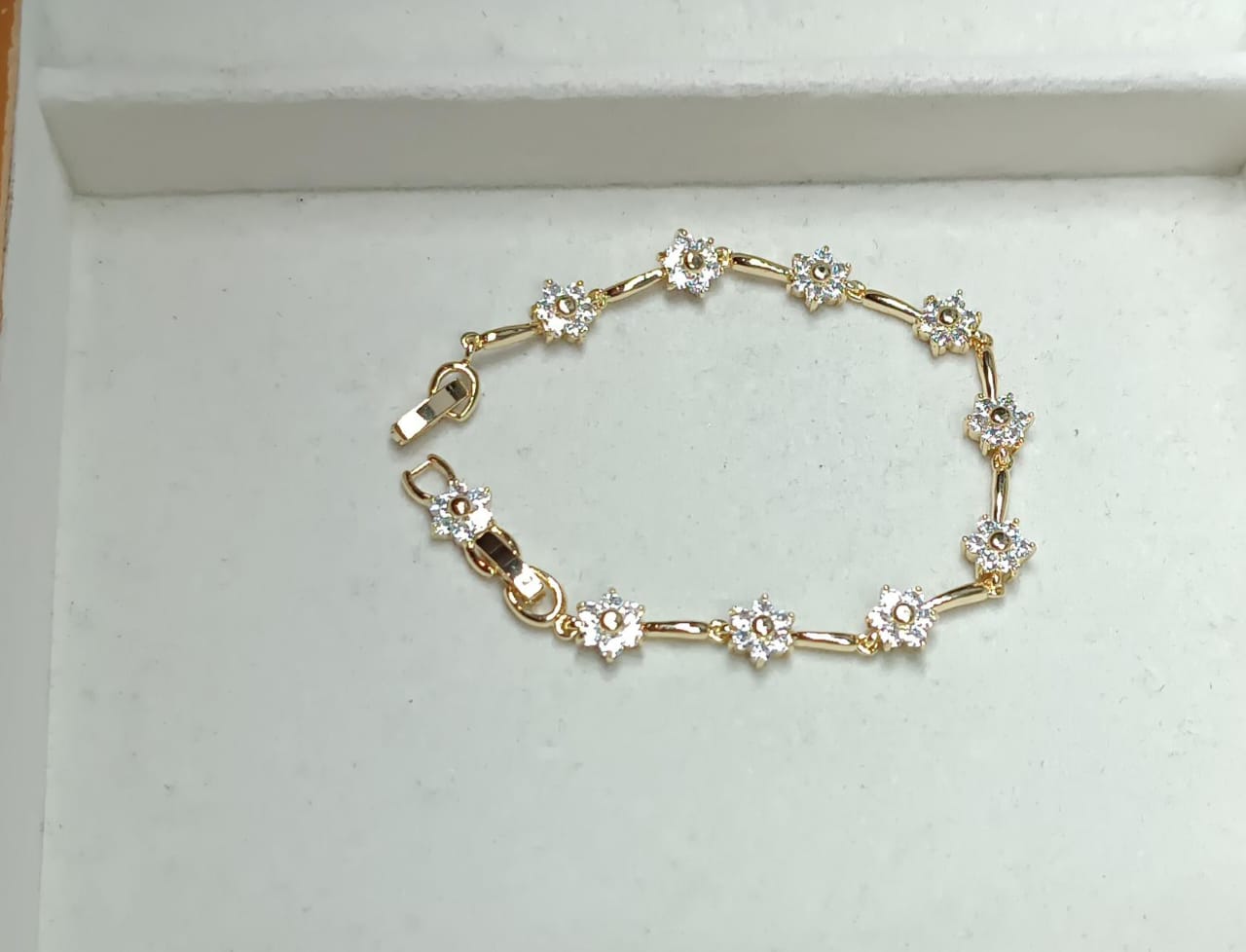 Pulseira Flores Cravejadas DCG0566