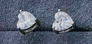 Brincos Trio ponto de luz coracao DCG0937