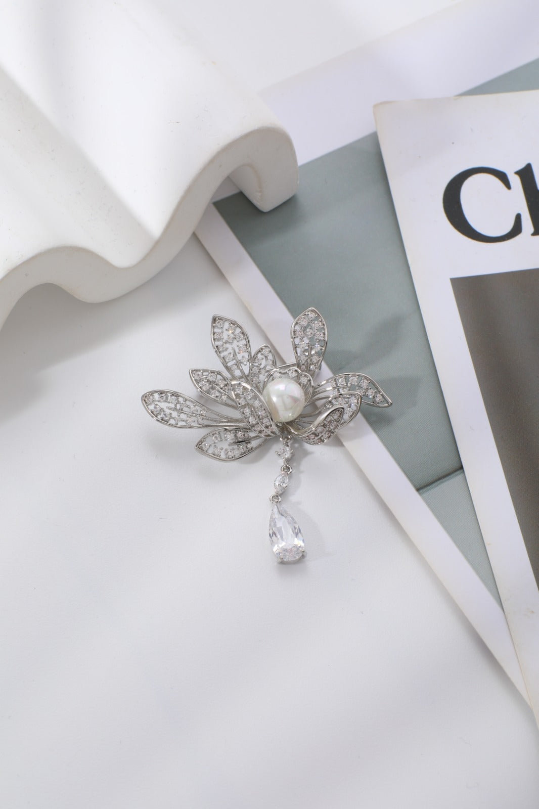 Broche Flor da Manha EBG0007