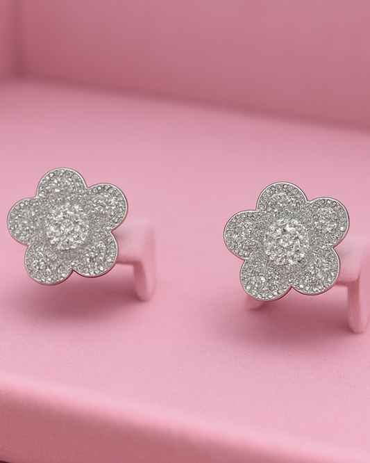 Brinco Flor Cravejada - Prata 925 DCG0340